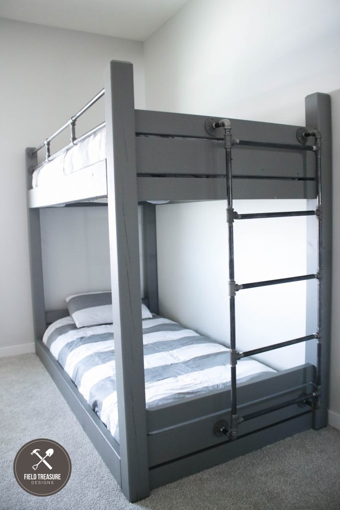 Diy Bunk Beds With Pipe Ladder, How To Build A Ladder For Bunk Beds